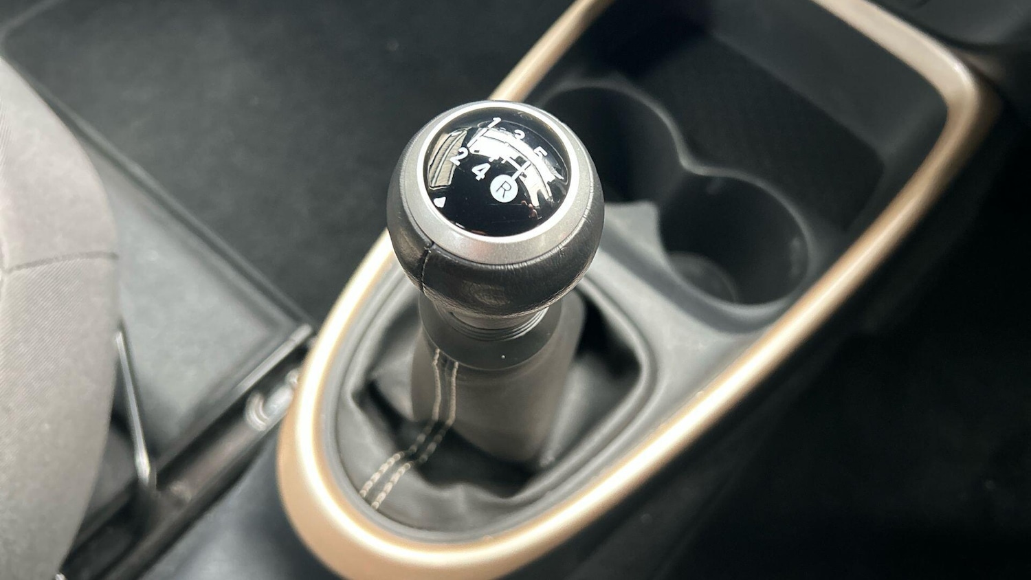 Used Toyota Aygo X 2024 for sale - 77646695: Photo 29