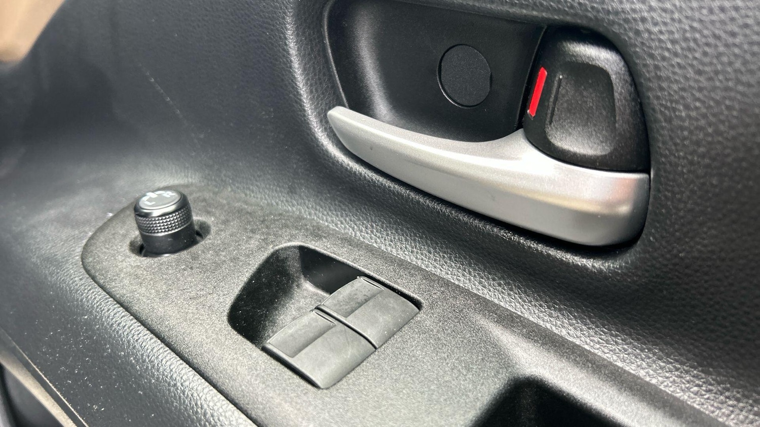 Used Toyota Aygo X 2024 for sale - 77646695: Photo 33