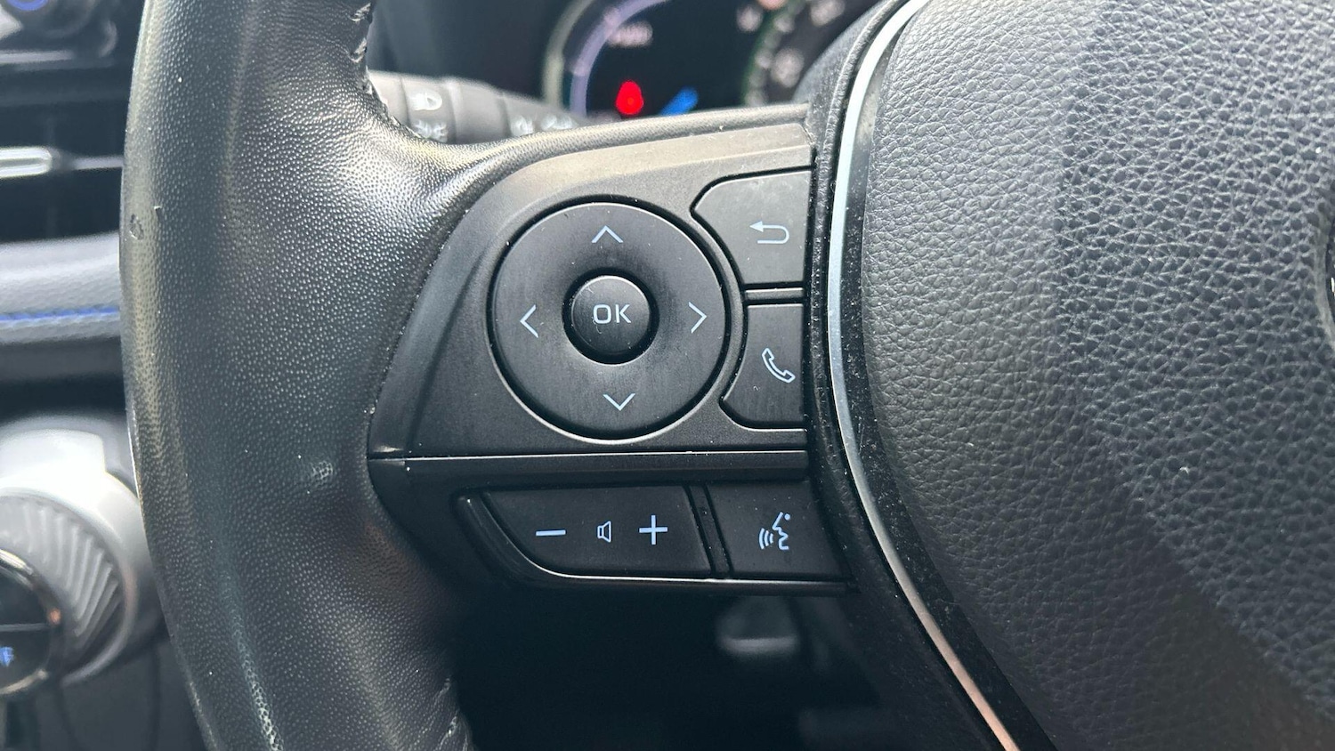 Used Toyota RAV4 2021 for sale - 76689241: Photo 36