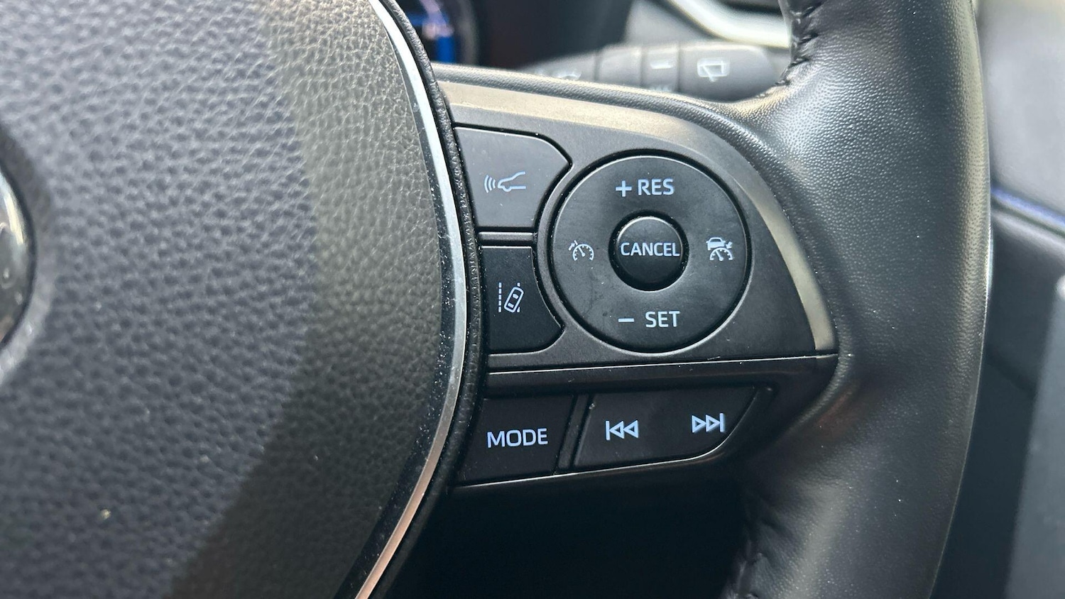 Used Toyota RAV4 2021 for sale - 76689241: Photo 37