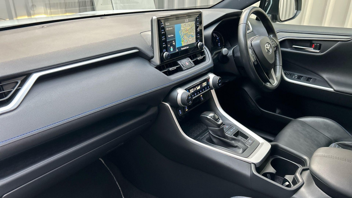 Used Toyota RAV4 2021 for sale - 76689241: Photo 42