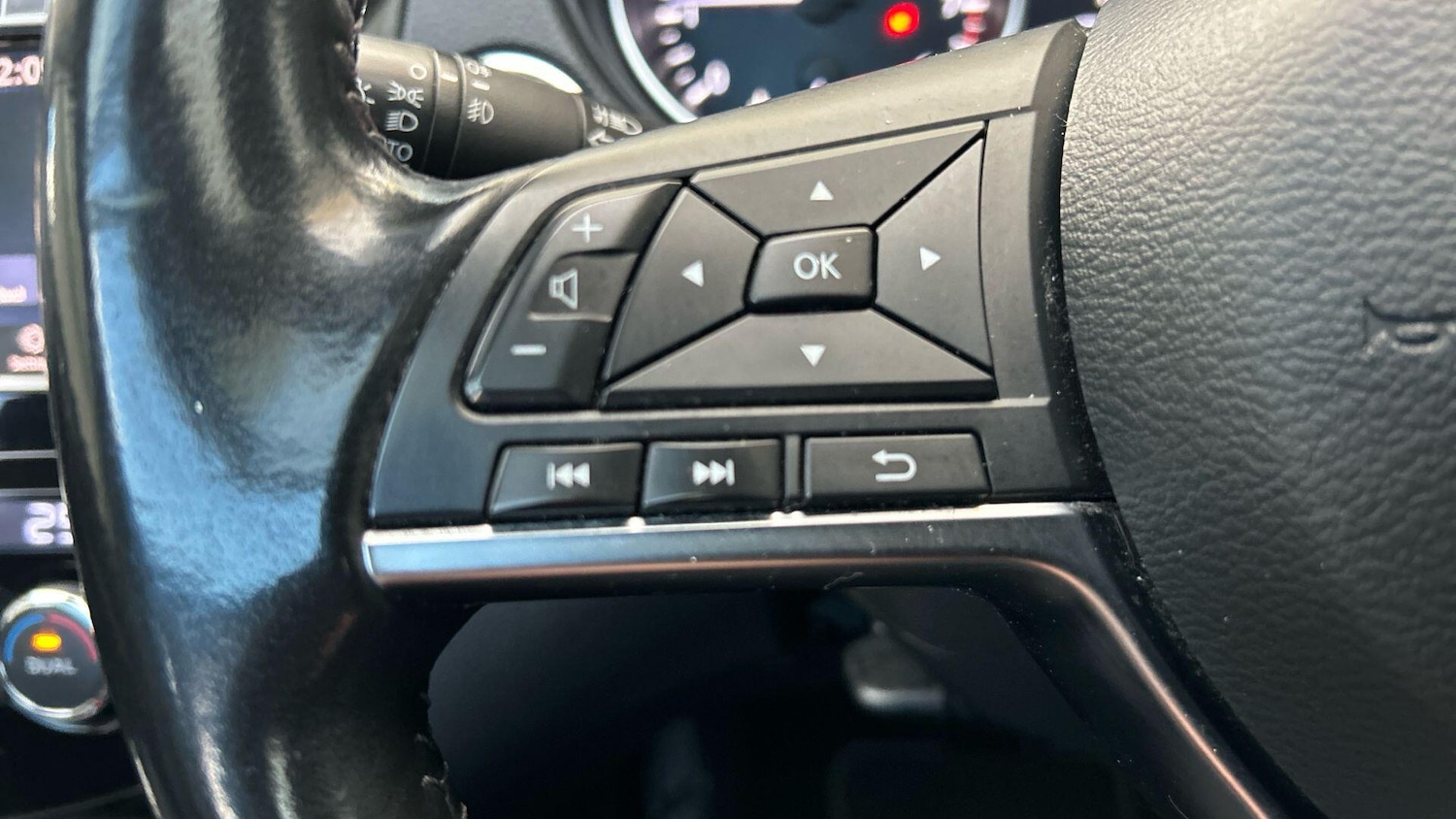 Used Nissan Qashqai 2020 for sale - 76549861: Photo 37