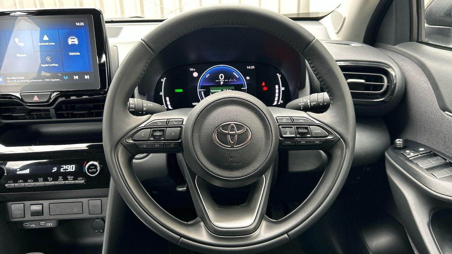 Used Toyota Yaris Cross 2025 for sale - 76123054: Photo 14