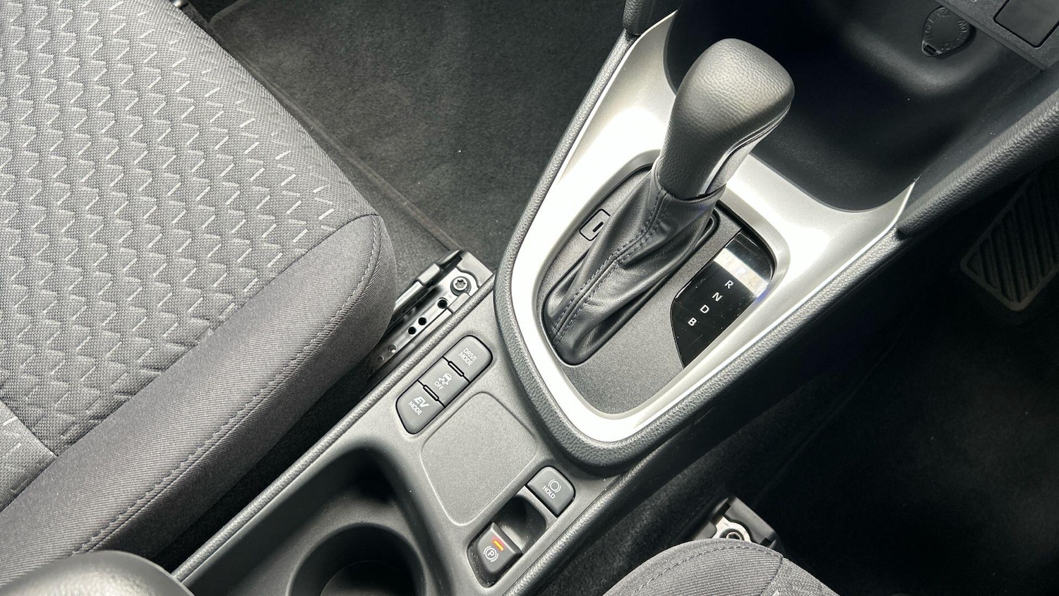 Used Toyota Yaris Cross 2025 for sale - 76123054: Photo 29