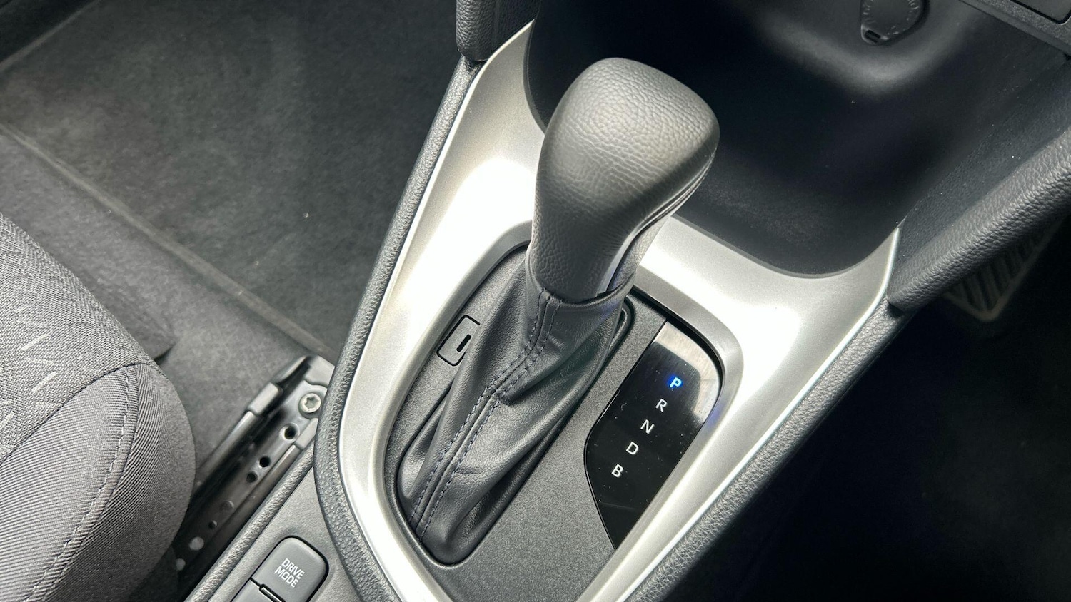 Used Toyota Yaris Cross 2025 for sale - 76123054: Photo 30