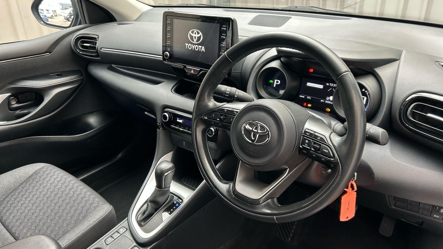 Used Toyota Yaris 2022 for sale - 76538911: Photo 10