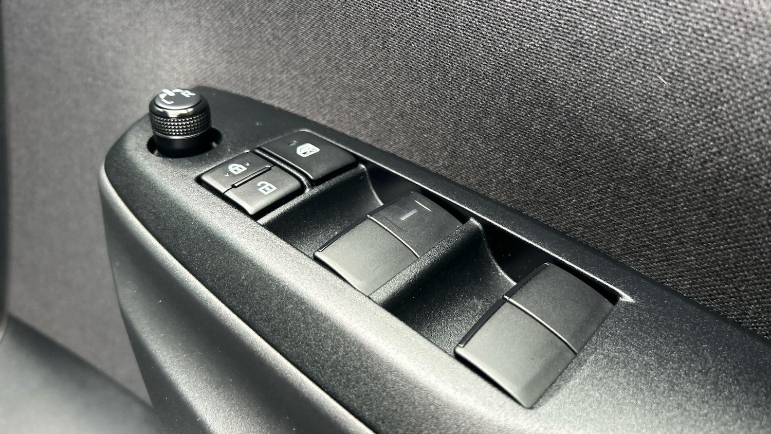 Used Toyota Yaris 2022 for sale - 76538911: Photo 36