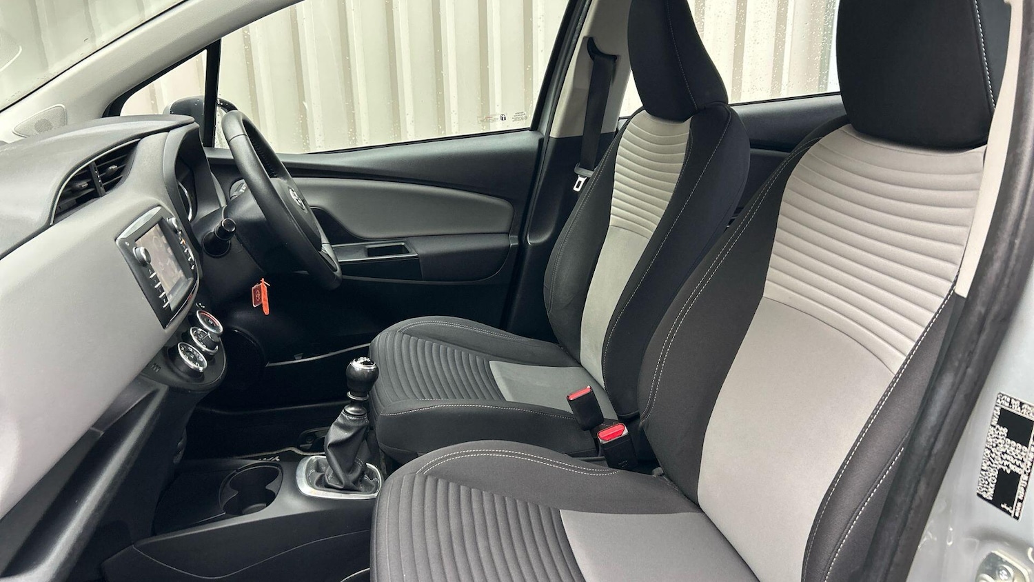 Used Toyota Yaris 2018 for sale - 76549886: Photo 14