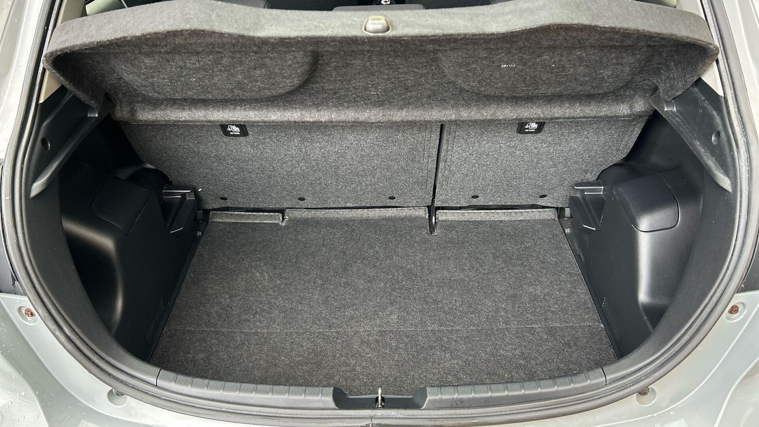 Used Toyota Yaris 2018 for sale - 76549886: Photo 18