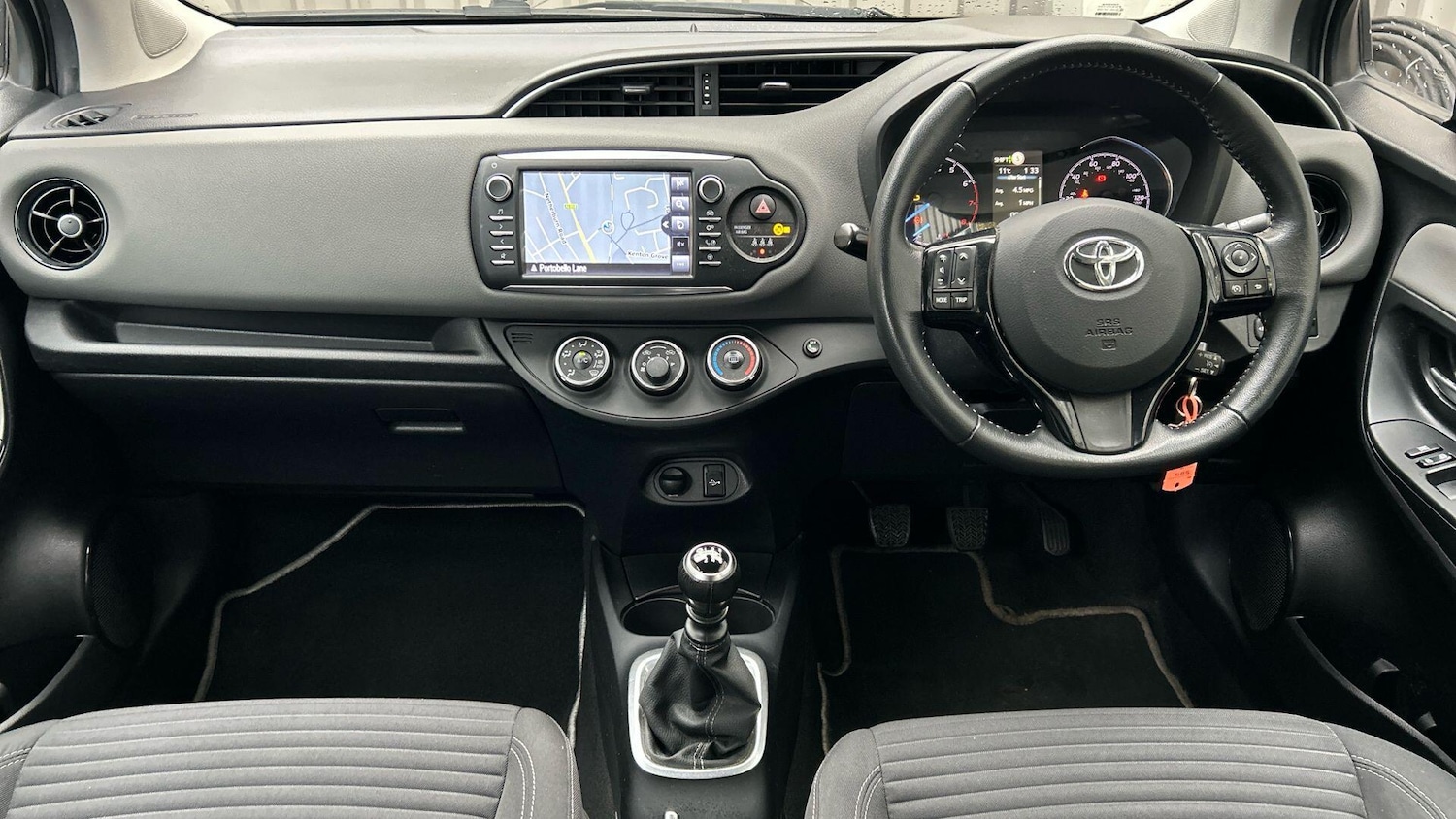 Used Toyota Yaris 2018 for sale - 76549886: Photo 9