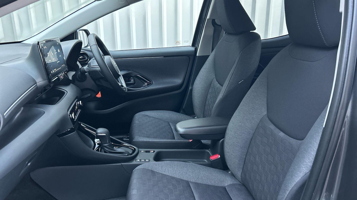 Used Toyota Yaris 2025 for sale - 76825247: Photo 14