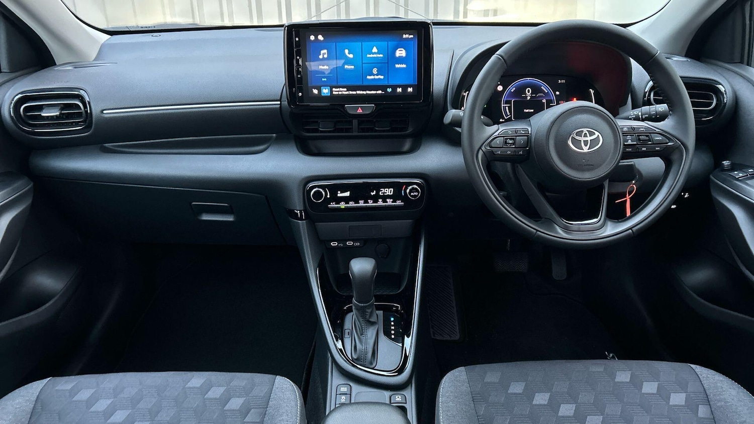 Used Toyota Yaris 2025 for sale - 76825247: Photo 9