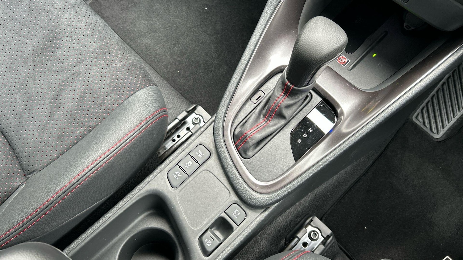 Used Toyota Yaris 2025 for sale - 76866560: Photo 32