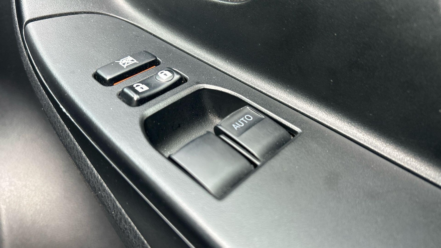 Used Toyota Yaris for sale - 77825066: Photo 38