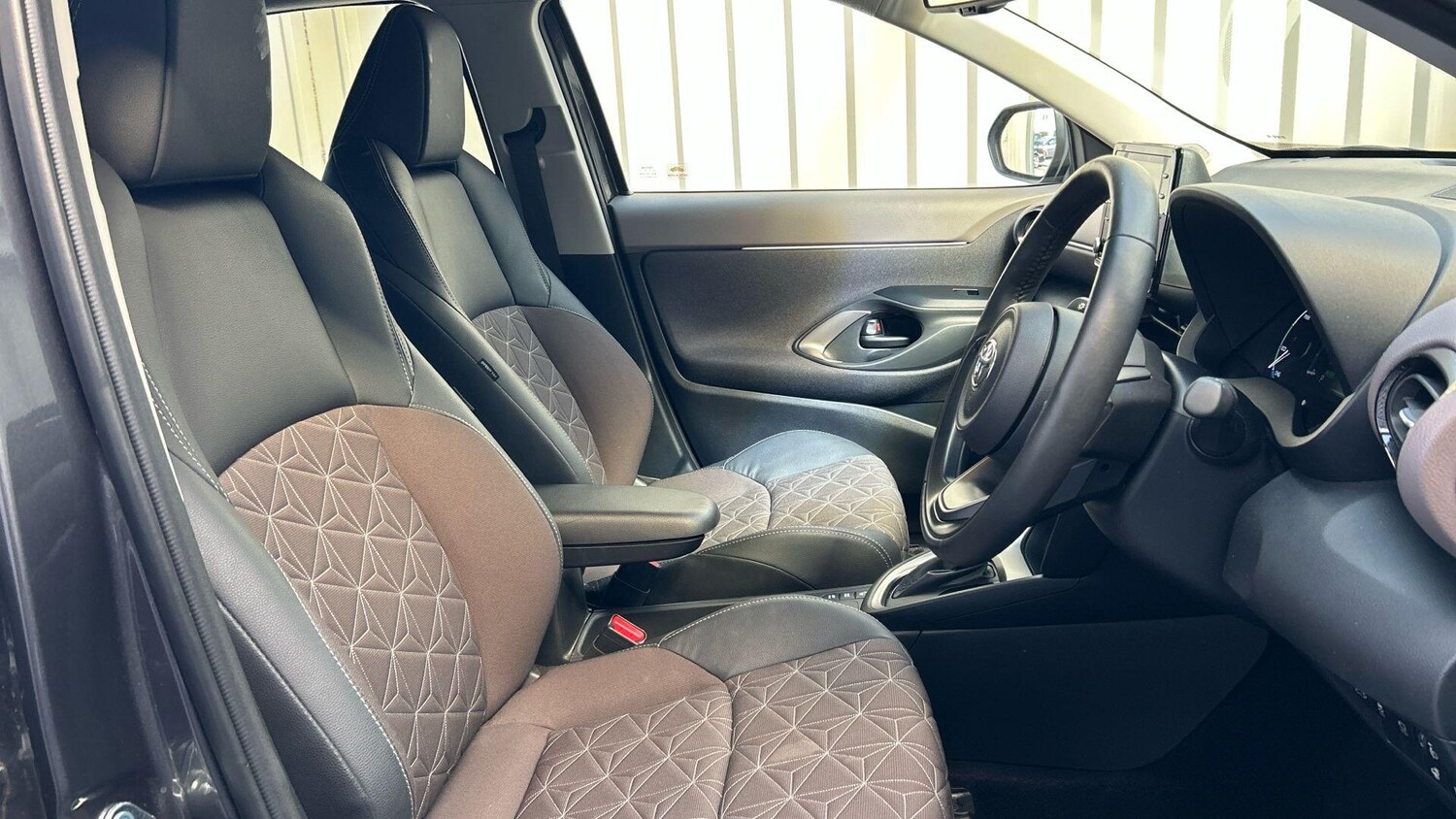 Used Toyota Yaris Cross 2023 for sale - 78185419: Photo 17