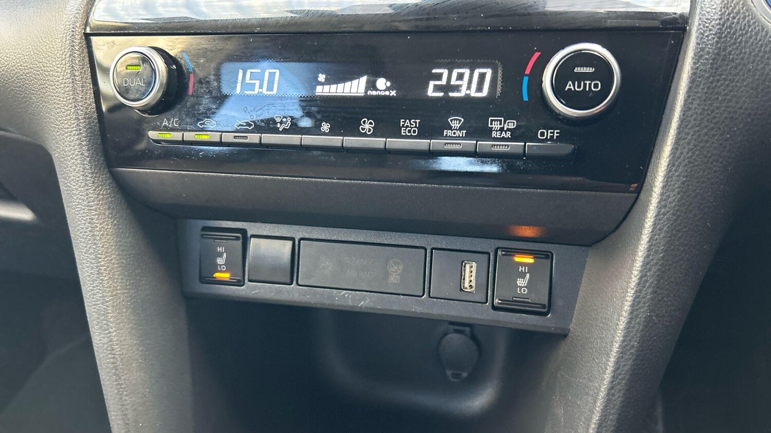 Used Toyota Yaris Cross 2023 for sale - 78185419: Photo 33