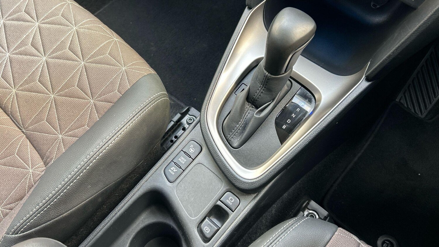 Used Toyota Yaris Cross 2023 for sale - 78185419: Photo 34