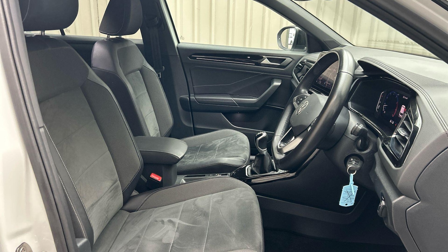 Used Volkswagen T-Roc 2022 for sale - 76484824: Photo 15