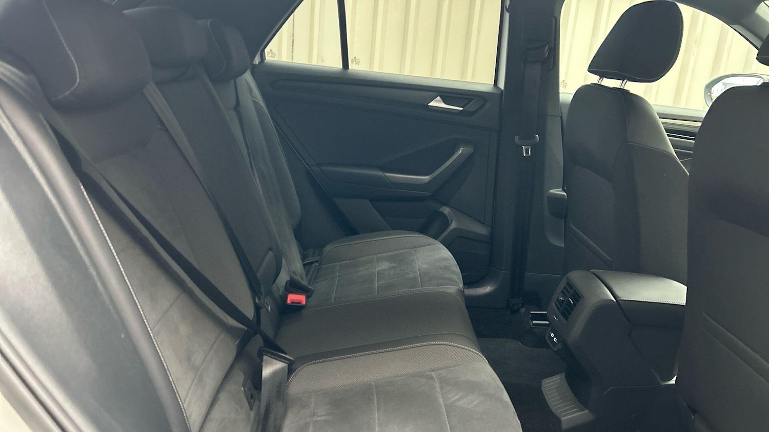 Used Volkswagen T-Roc 2022 for sale - 76484824: Photo 16