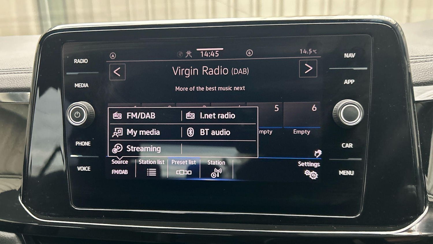 Used Volkswagen T-Roc 2022 for sale - 76484824: Photo 27