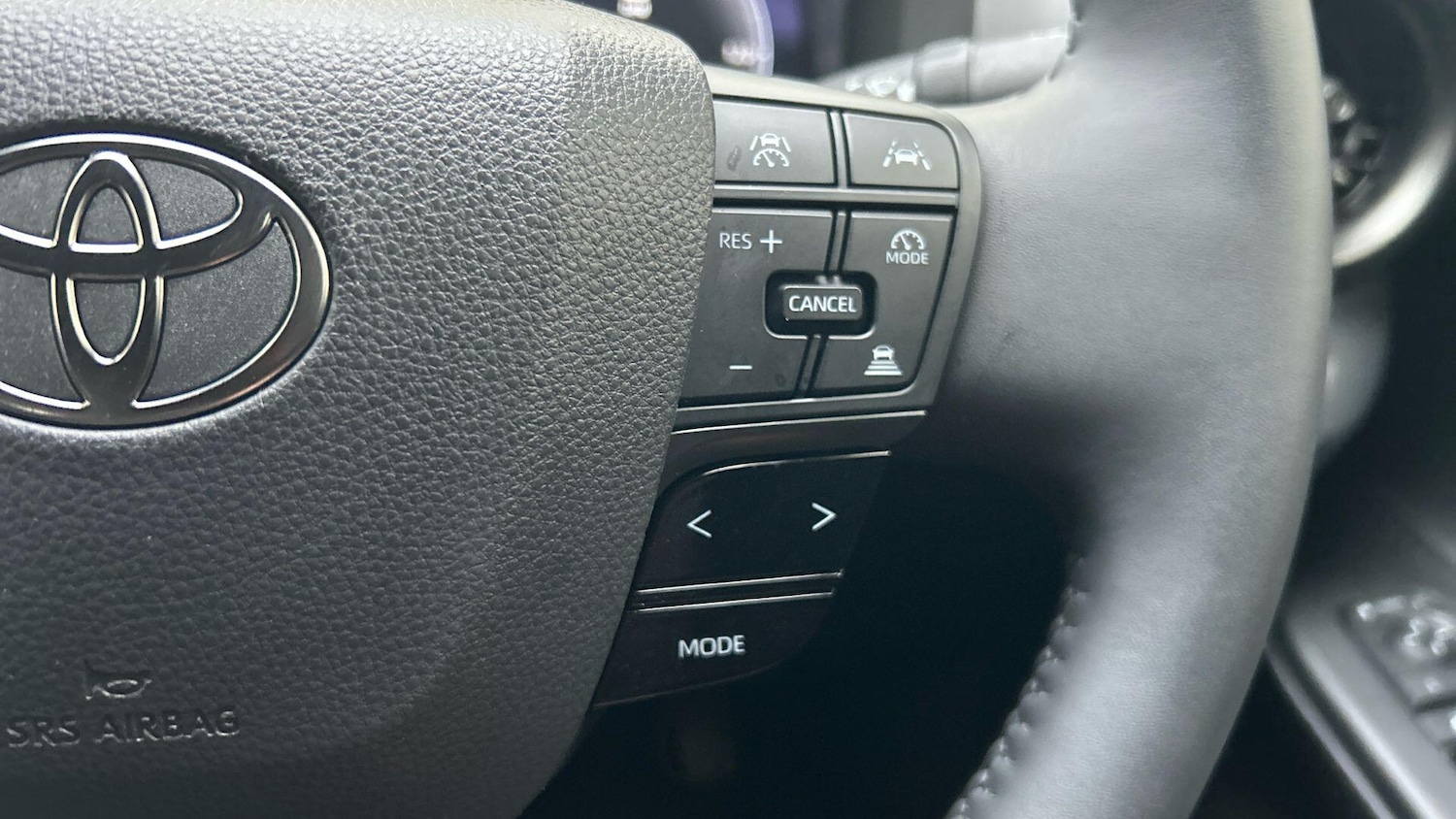 Used Toyota C-HR 2024 for sale - 76457037: Photo 39