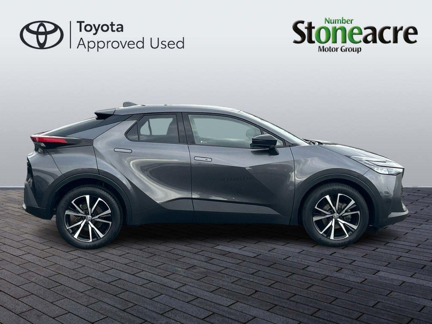 Used Toyota C-HR 2024 for sale - 76457037: Photo 4