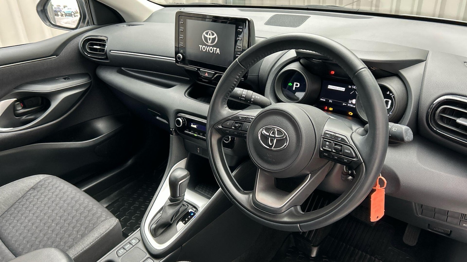 Used Toyota Yaris 2022 for sale - 77574643: Photo 10