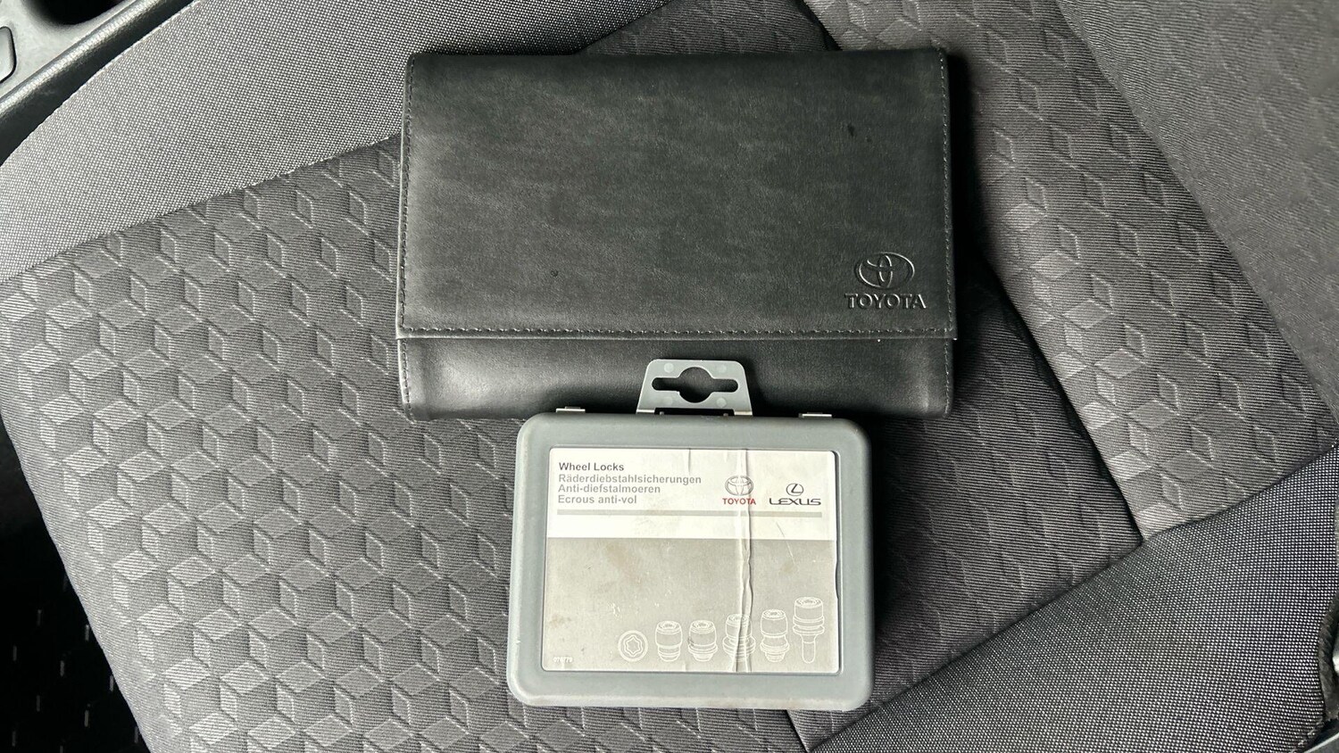 Used Toyota Yaris 2022 for sale - 77574643: Photo 41