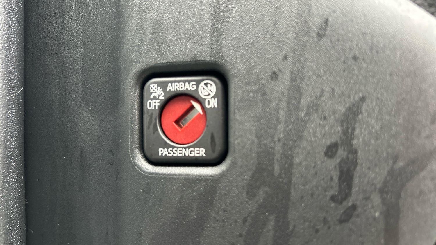 Used Toyota Yaris 2024 for sale - 77202426: Photo 40