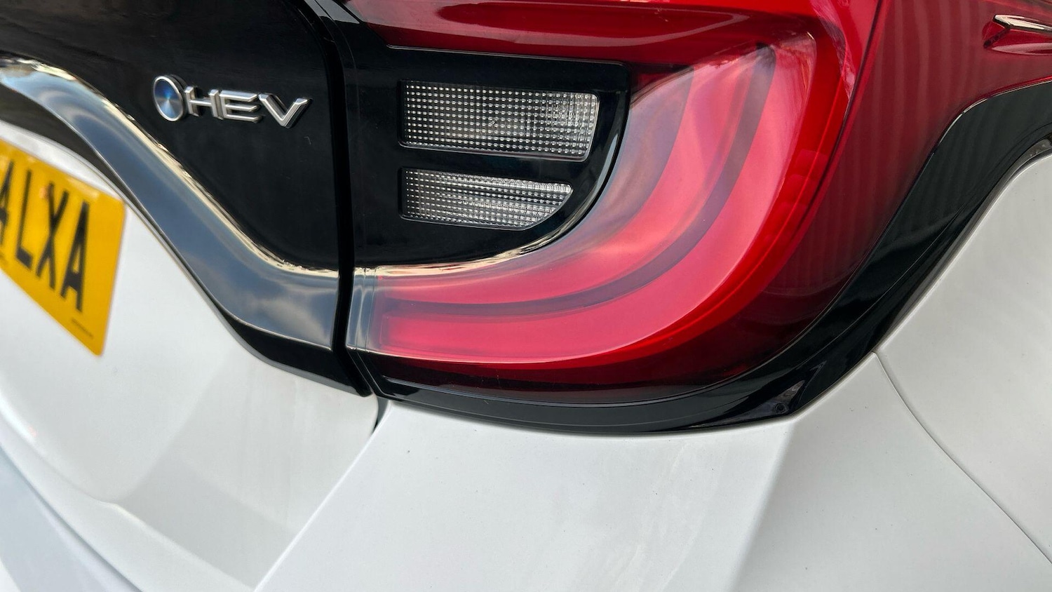 Used Toyota Yaris 2024 for sale - 77202426: Photo 43