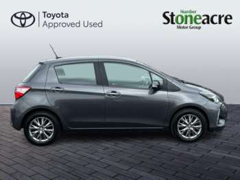 Used Toyota Yaris 2017 for sale - 74546070: Photo