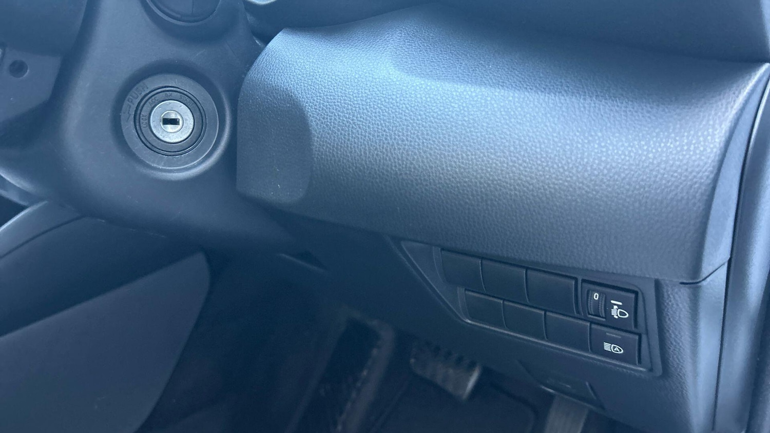Used Toyota Yaris 2023 for sale - 76122944: Photo 39