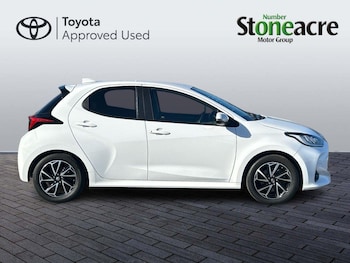 Used Toyota Yaris 2023 for sale - 76122944: Photo 4