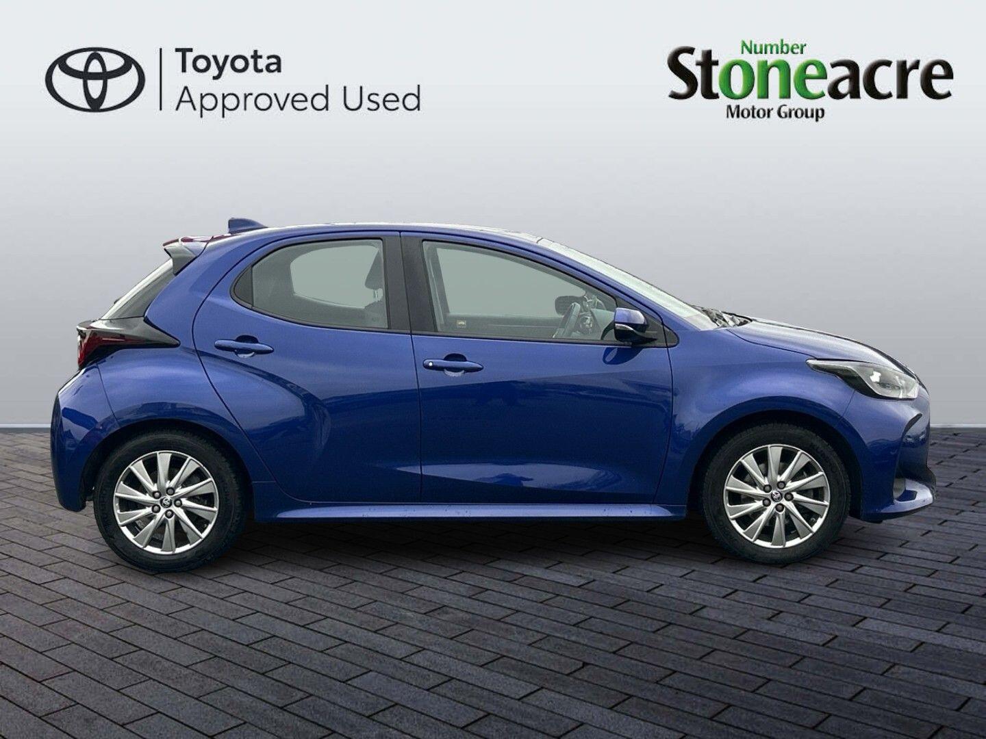 Used Toyota Yaris 2023 for sale - 77290979: Photo 2