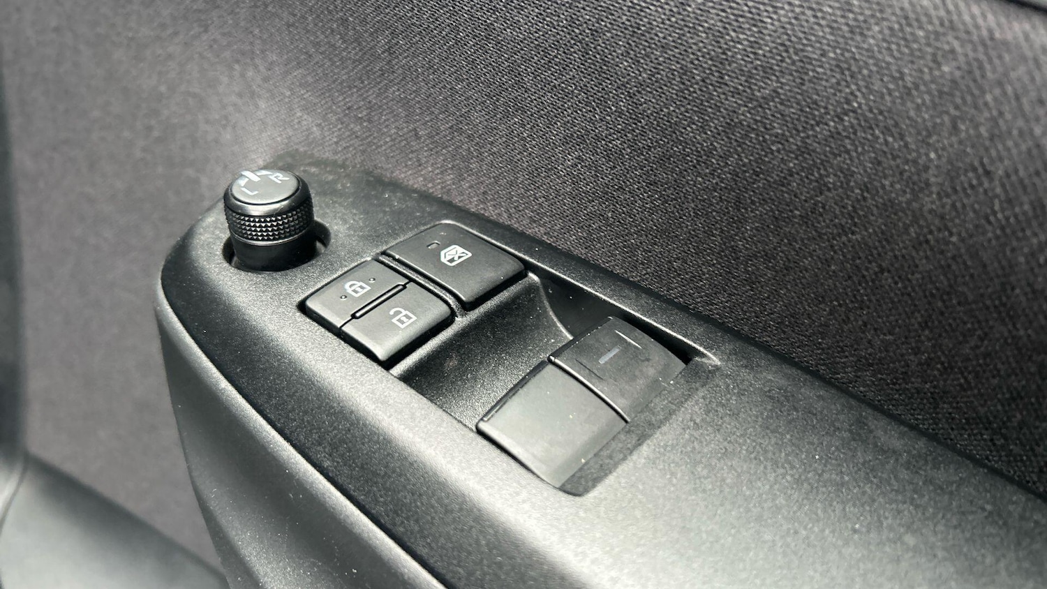 Used Toyota Yaris 2023 for sale - 77290979: Photo 36