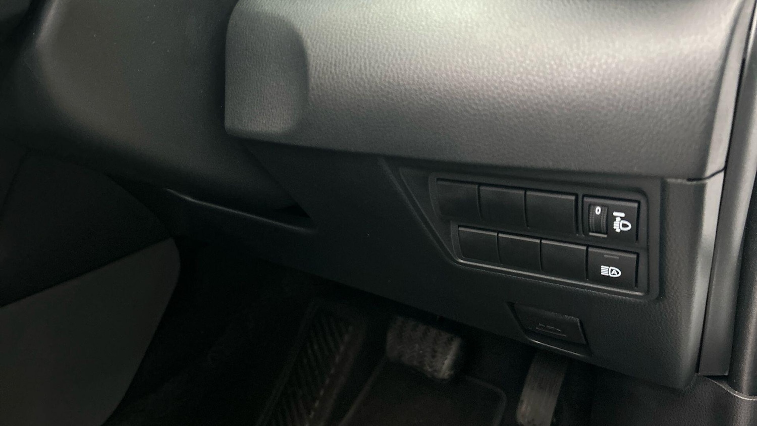 Used Toyota Yaris Cross 2024 for sale - 77120596: Photo 38