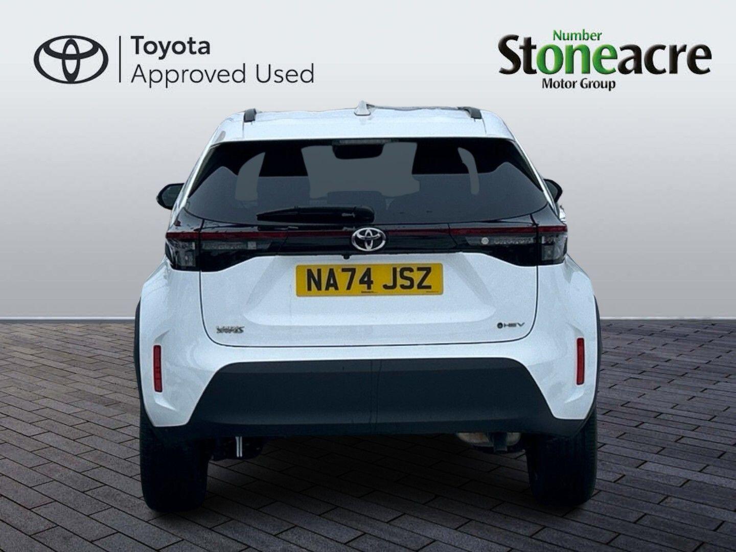 Used Toyota Yaris Cross 2024 for sale - 77120596: Photo 4