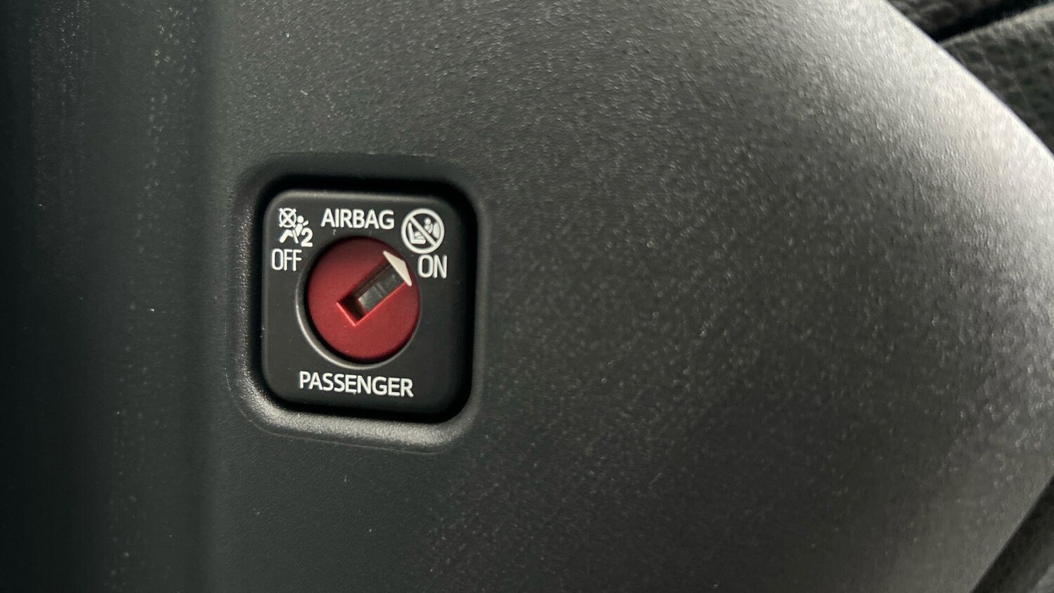 Used Toyota Yaris Cross 2024 for sale - 77120596: Photo 41