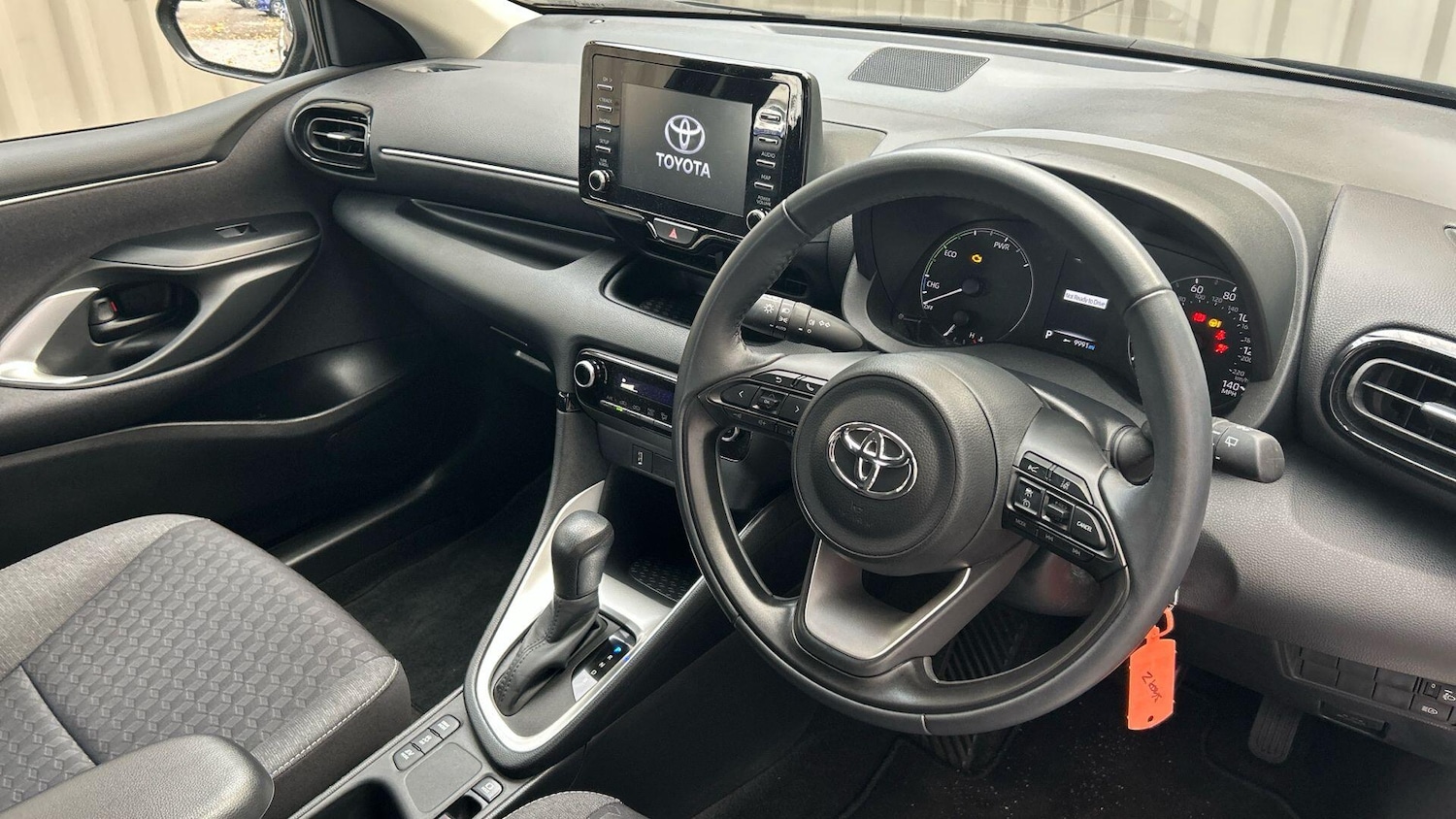 Used Toyota Yaris 2023 for sale - 76457413: Photo 12