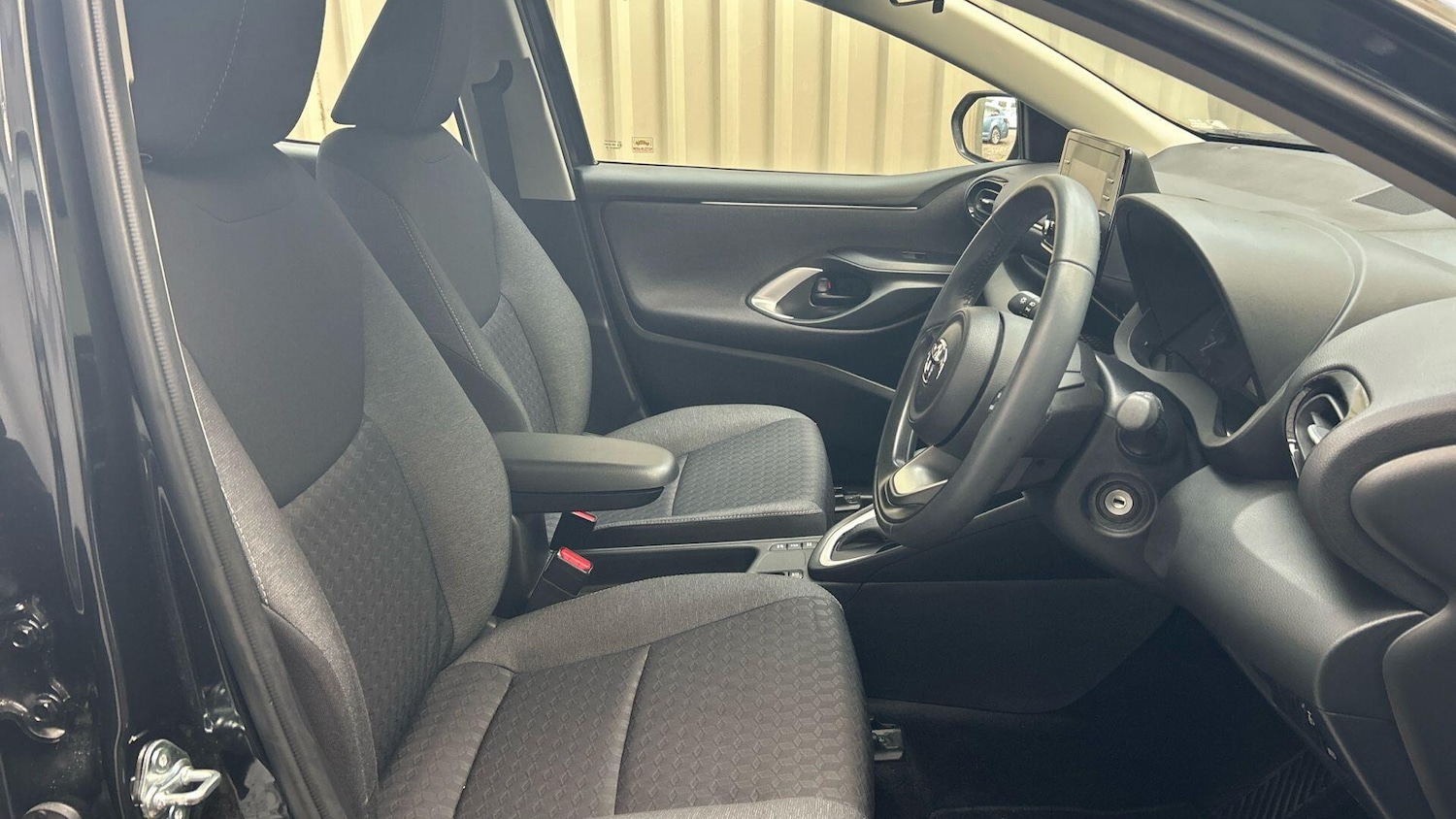 Used Toyota Yaris 2023 for sale - 76457413: Photo 17