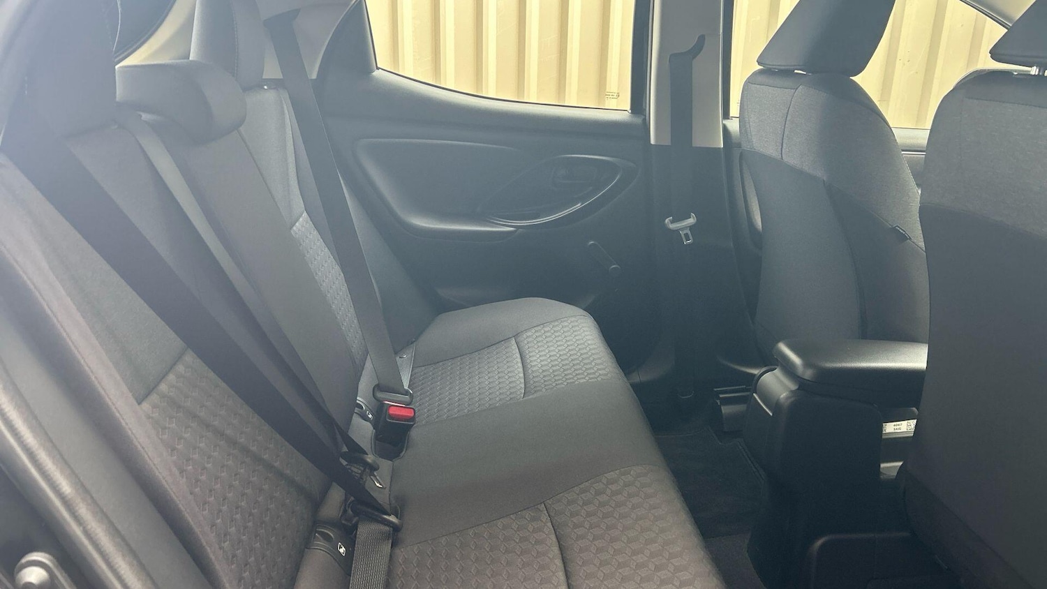 Used Toyota Yaris 2023 for sale - 76457413: Photo 18