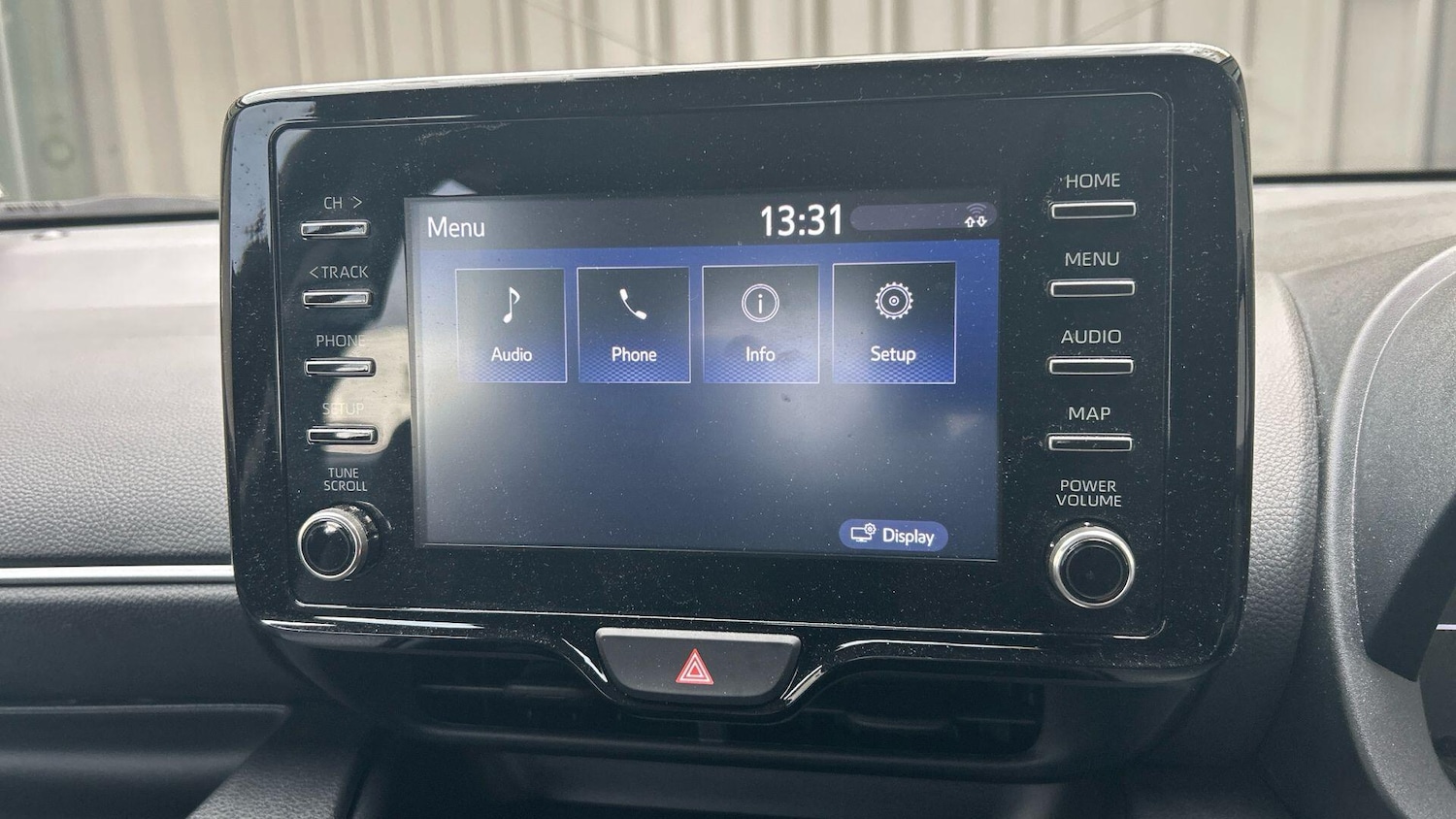 Used Toyota Yaris 2023 for sale - 76457413: Photo 28