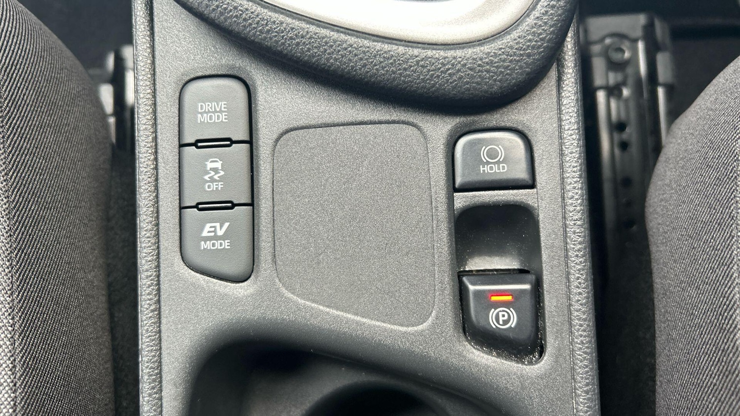 Used Toyota Yaris 2023 for sale - 76457413: Photo 34