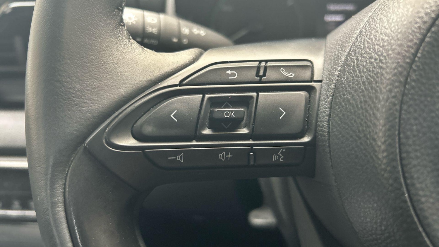 Used Toyota Yaris 2023 for sale - 76457413: Photo 35