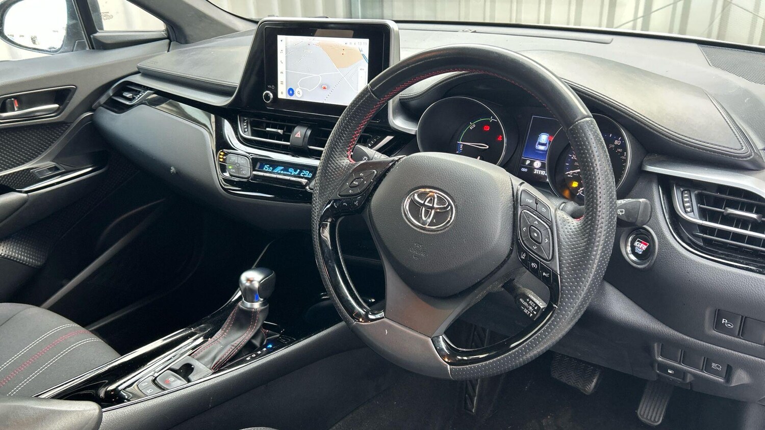 Used Toyota C-HR 2023 for sale - 77537702: Photo 10