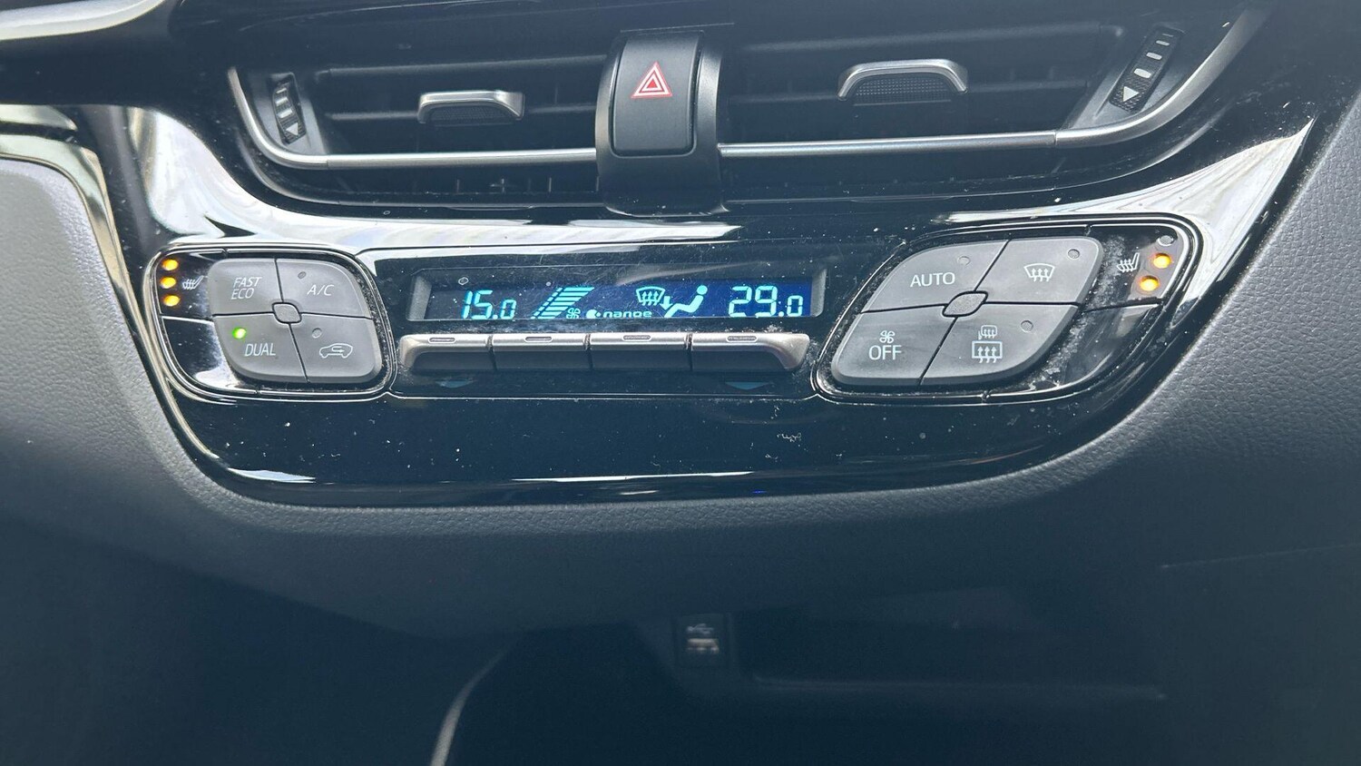 Used Toyota C-HR 2023 for sale - 77537702: Photo 29