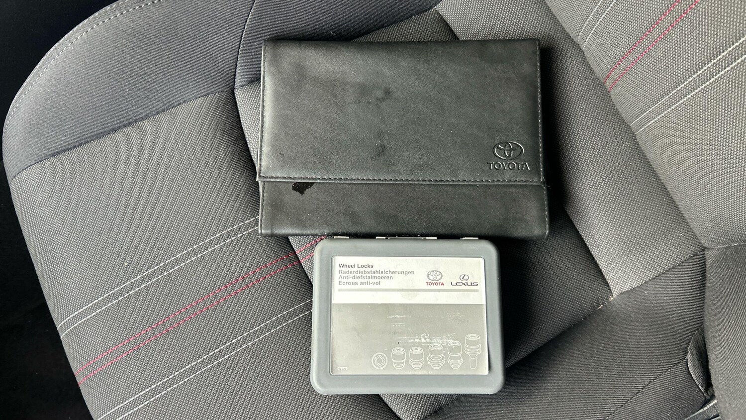 Used Toyota C-HR 2023 for sale - 77537702: Photo 44