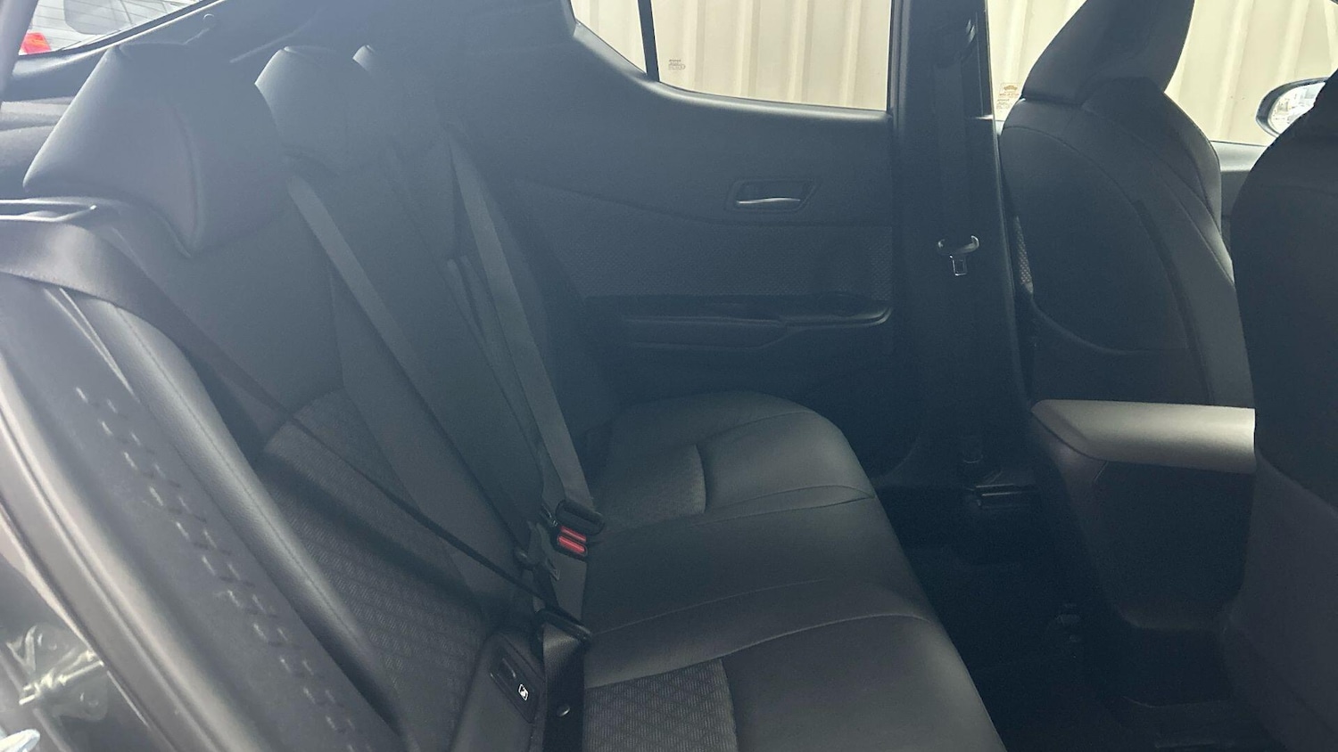 Used Toyota C-HR 2021 for sale - 77330981: Photo 16