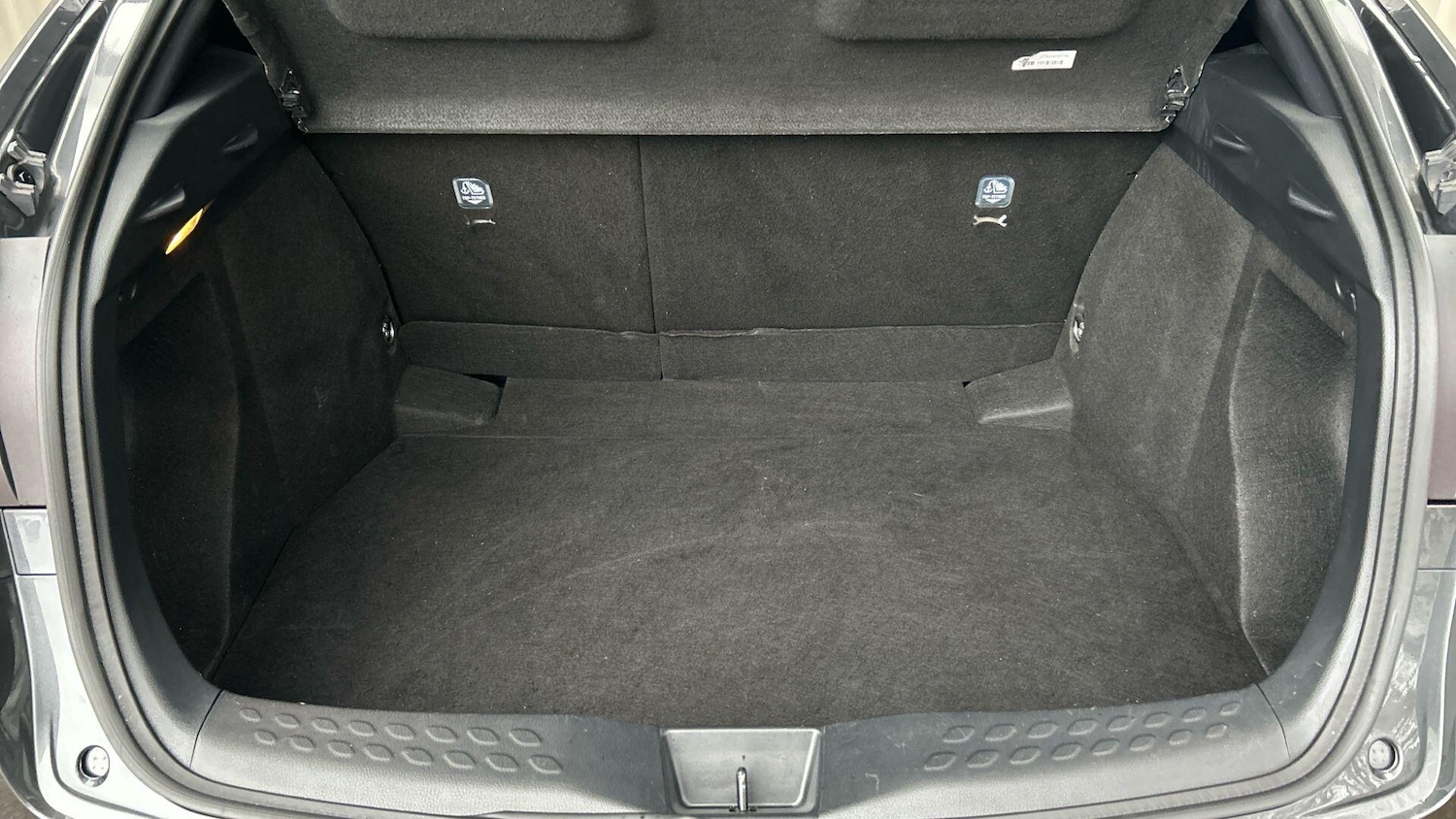 Used Toyota C-HR 2021 for sale - 77330981: Photo 18