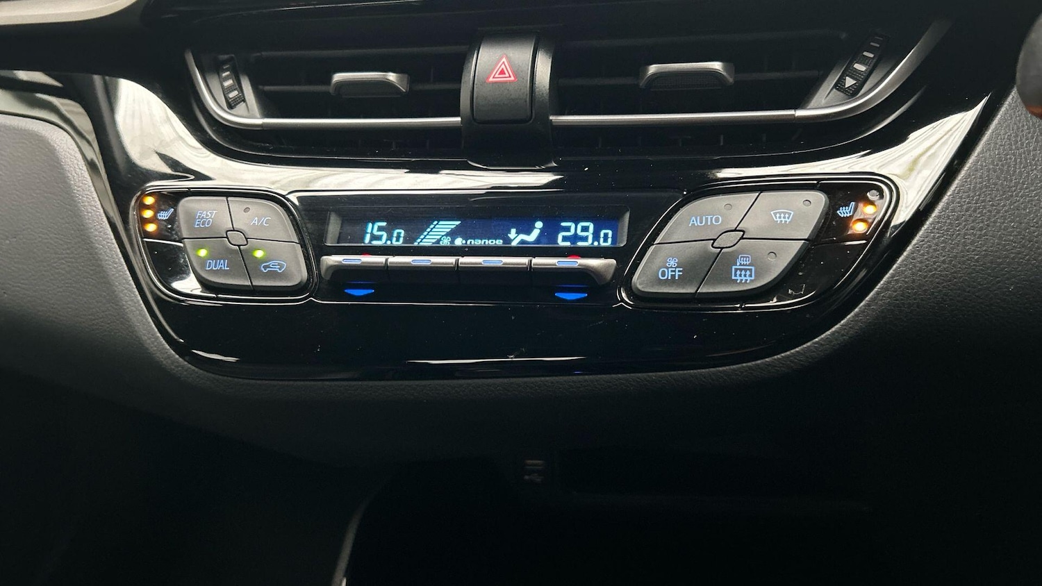 Used Toyota C-HR 2021 for sale - 77330981: Photo 30